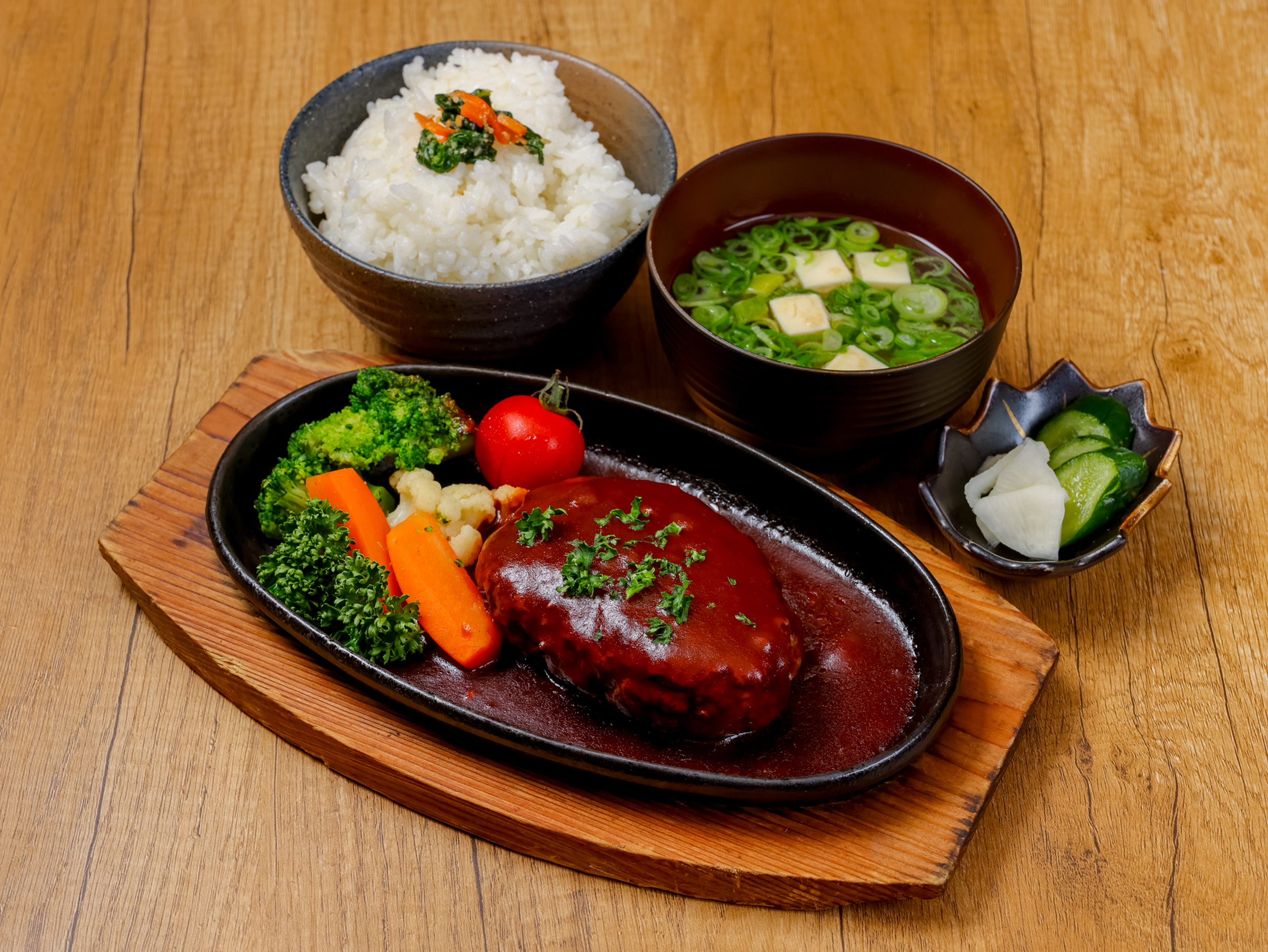 国産牛豚ハンバーグ